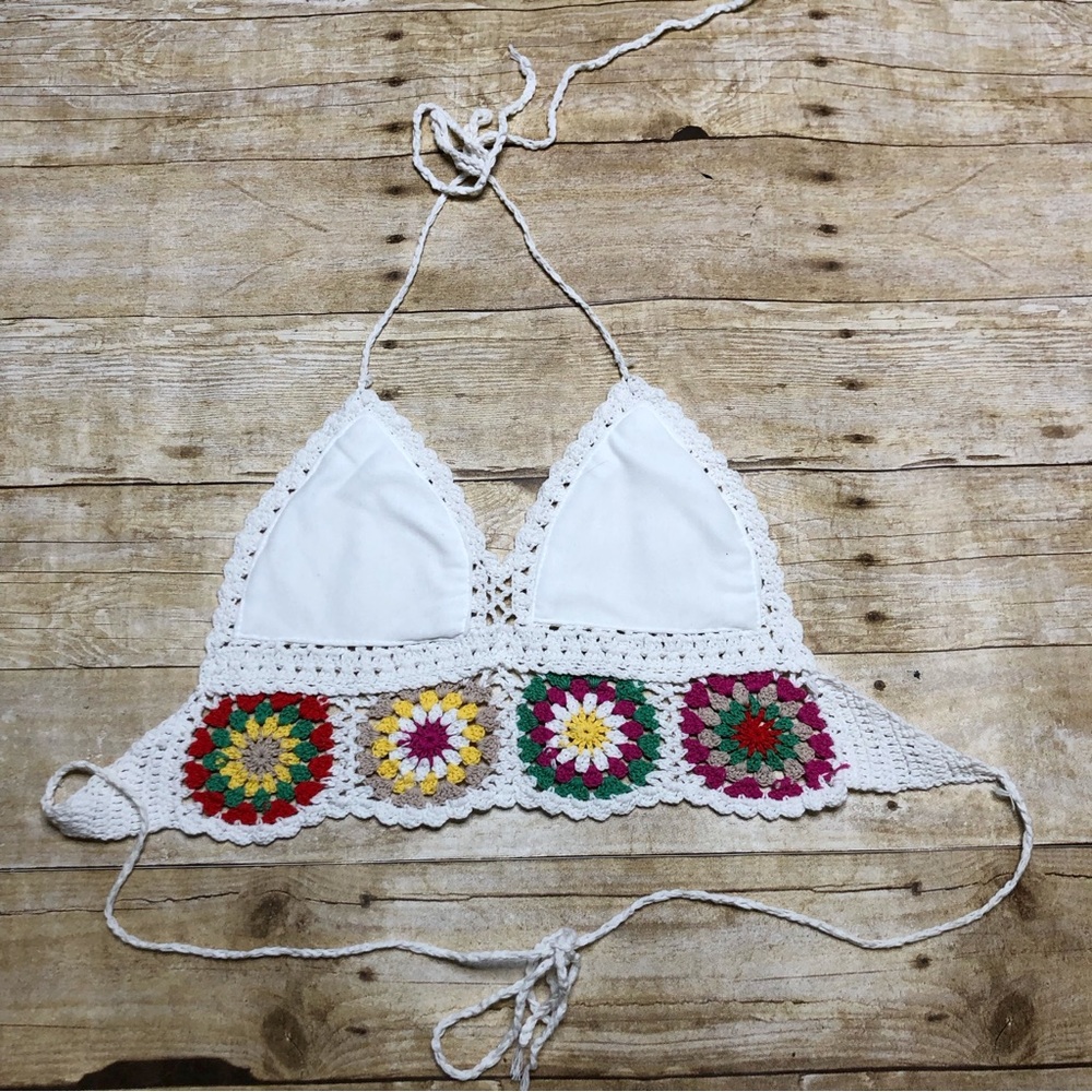 Crochet Floral Festival Halter Top Retro Boho Coachella Top - Picture 2 of 5